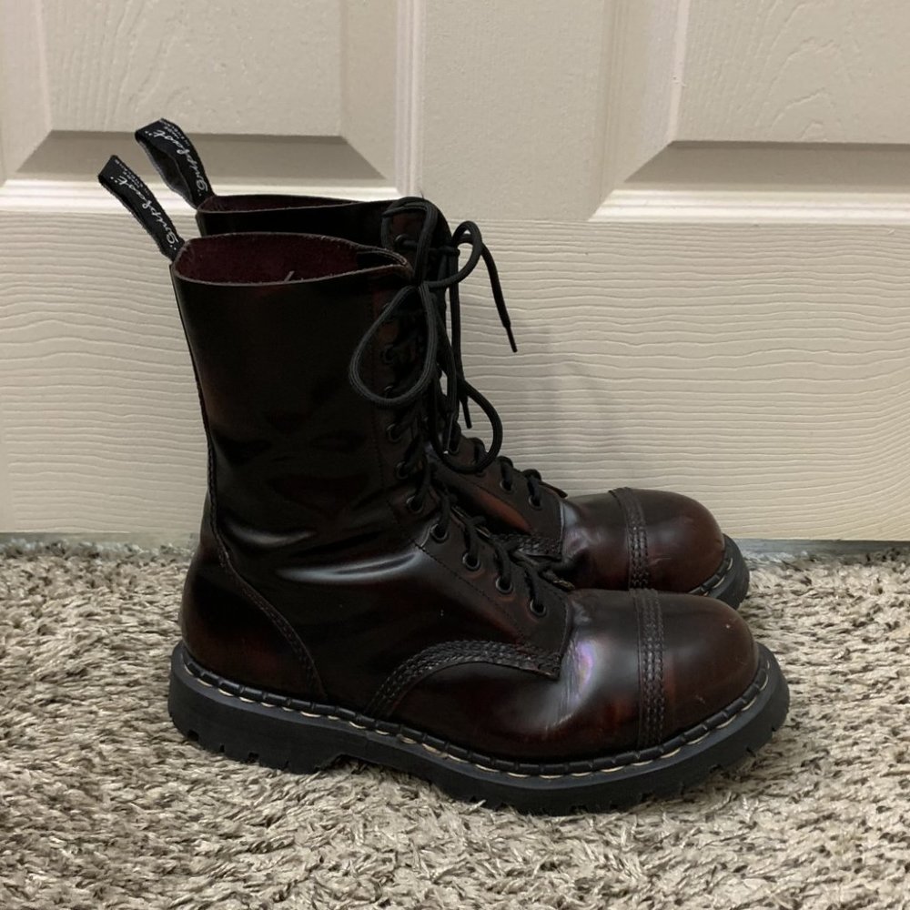 Sold - Gripfast 10 Hole Combat Boots Burgundy Ruboff 10UK - Picture 2 of 9